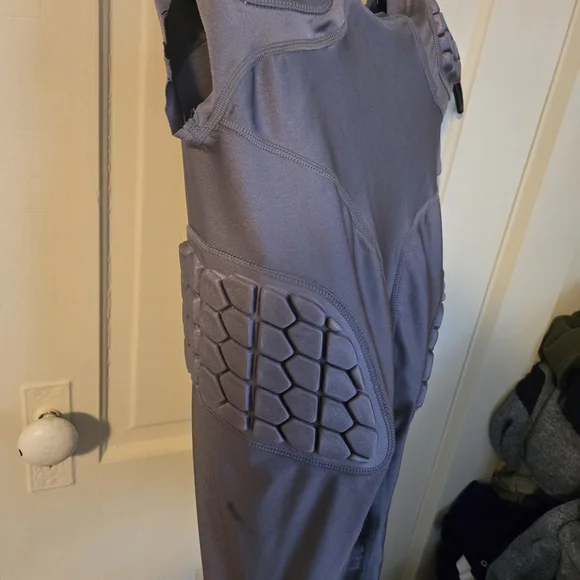 Kids Protective Bodysuit in Gray - Picture 2 of 4